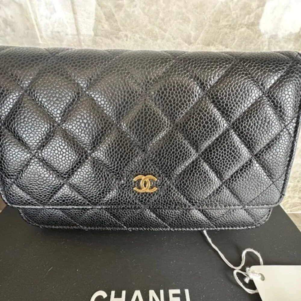 Chanel Lambskin Caviar Black Wallet On Chain Gold Hardware - Picture 4 of 15